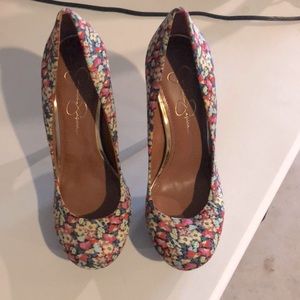 Jessica Simpson floral heel